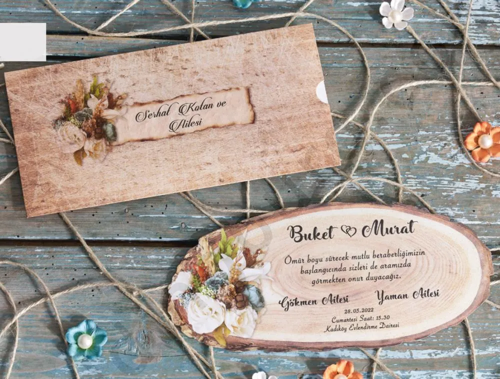 Атрактивни сватбени покани във форма на дървено пънче с плик – уникален дизайн